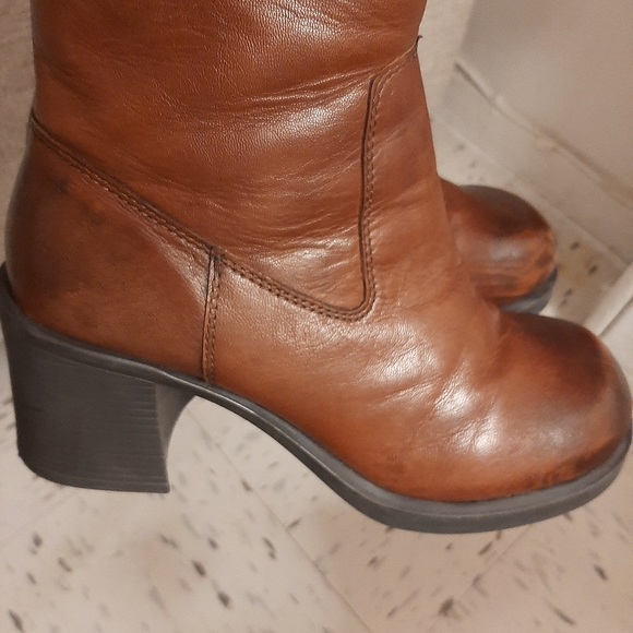 Lyla 70's Cognac BootRegular price$119.00 - Picture 8 of 15